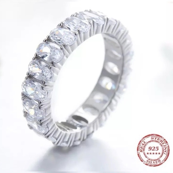 925 Sterling Silver Oval Cubic Zirconium Eternity Ring - Picture 4 of 6